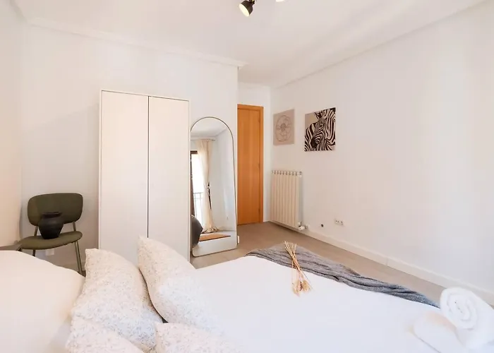 Atico Cierzo | Nuevo Duplex Terraza | Wifi | 1 Br